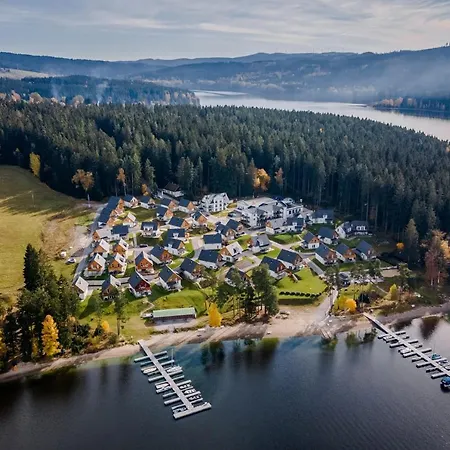 Daire Lipno View Deluxe - Lakeside Village Frymburk